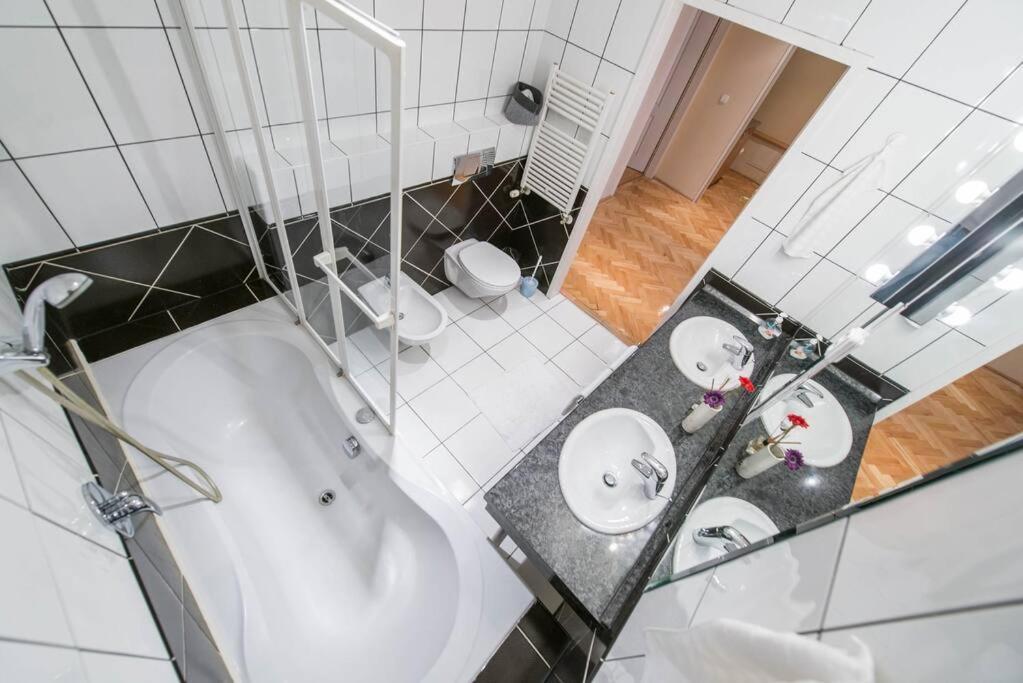 Venus Apartments - Renate Budapest Extérieur photo
